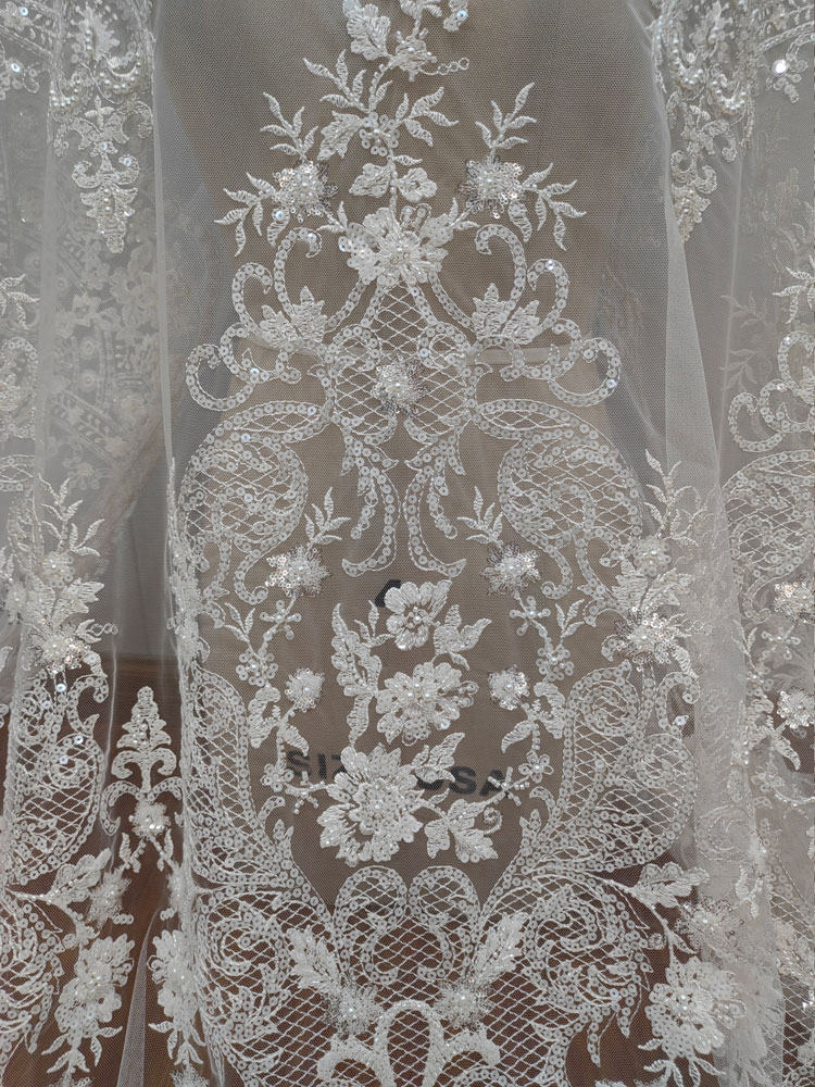 Hochzeitskleid, hochwertiger,  – Embroidery Gradient Bewertung und Preis