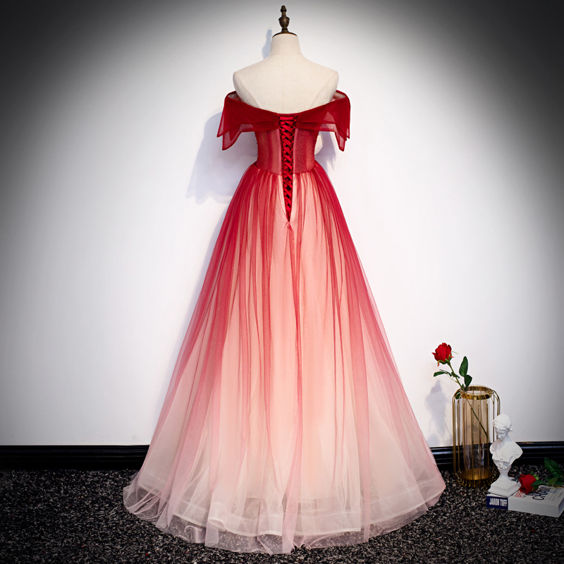 Träger-Toast-Kleid für die Bra – Embroidery Gradient Bewertung und Preis