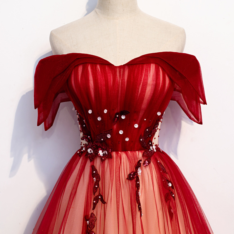 Träger-Toast-Kleid für die Bra – Embroidery Gradient Bewertung und Preis
