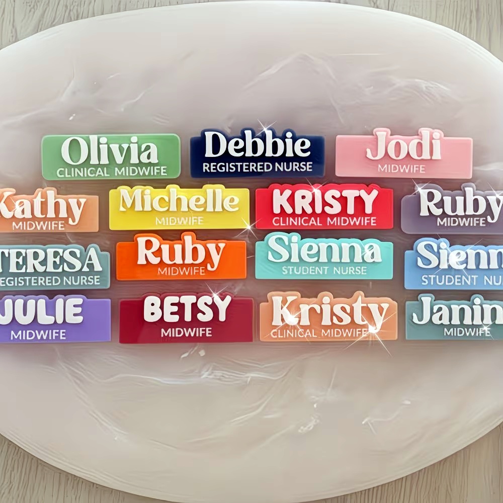 Personalisierte Namensbrosche  – Embroidery Names Bewertung und Preis