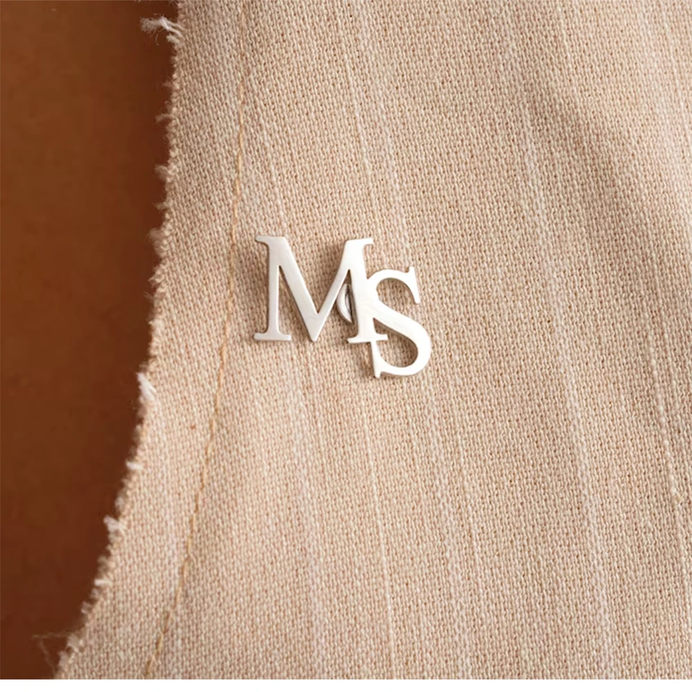 Benutzerdefinierte Initialen-B – Embroidery Names Bewertung und Preis